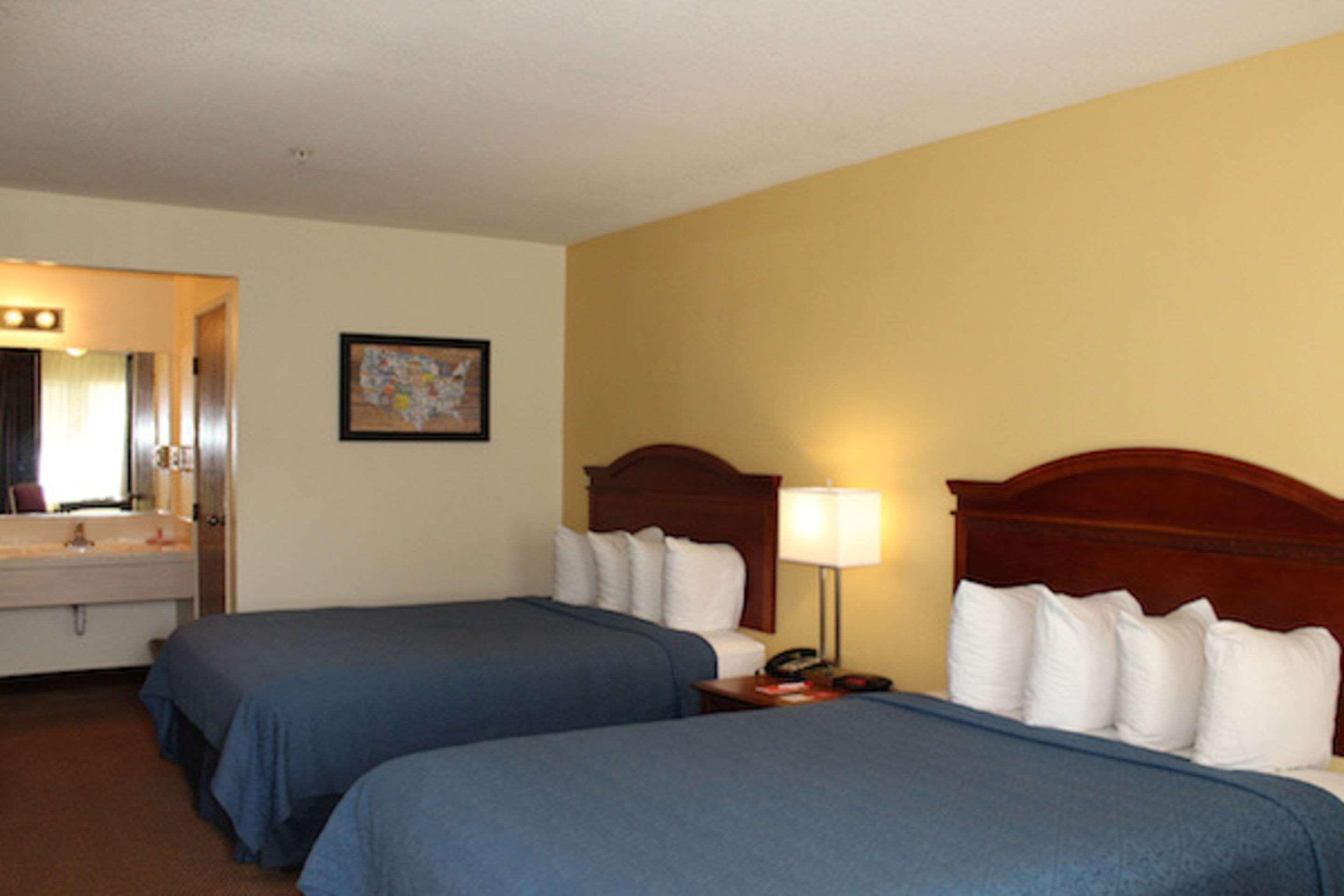 Econo Lodge Inn & Suites Lodi - Wine Country Area Dış mekan fotoğraf