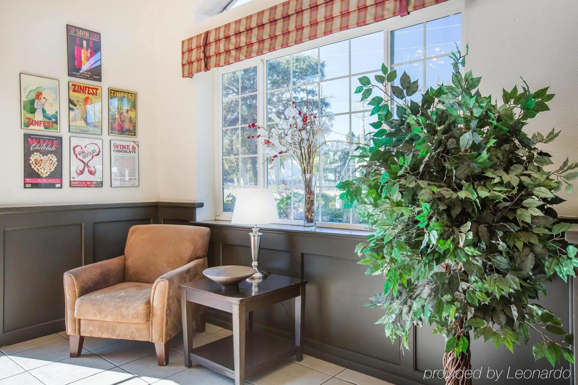 Econo Lodge Inn & Suites Lodi - Wine Country Area Dış mekan fotoğraf
