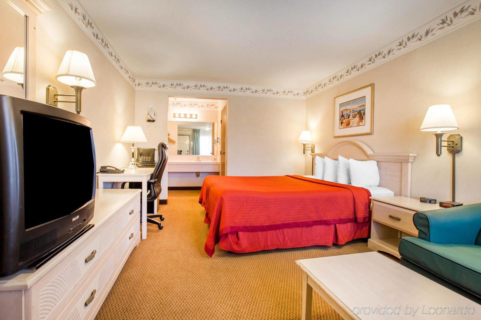 Econo Lodge Inn & Suites Lodi - Wine Country Area Dış mekan fotoğraf