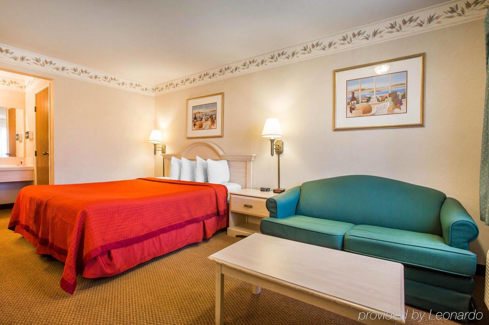 Econo Lodge Inn & Suites Lodi - Wine Country Area Dış mekan fotoğraf