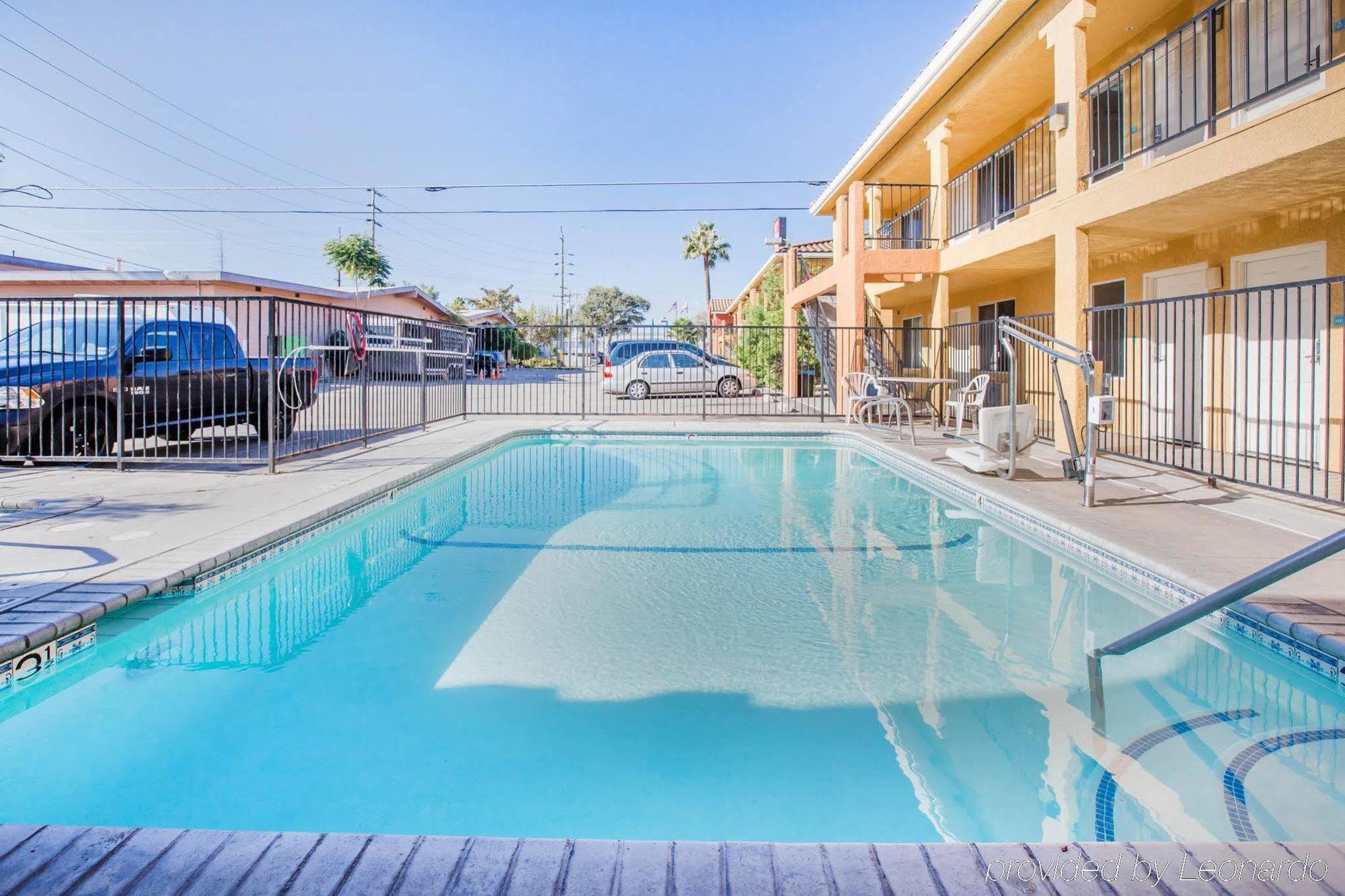 Econo Lodge Inn & Suites Lodi - Wine Country Area Dış mekan fotoğraf